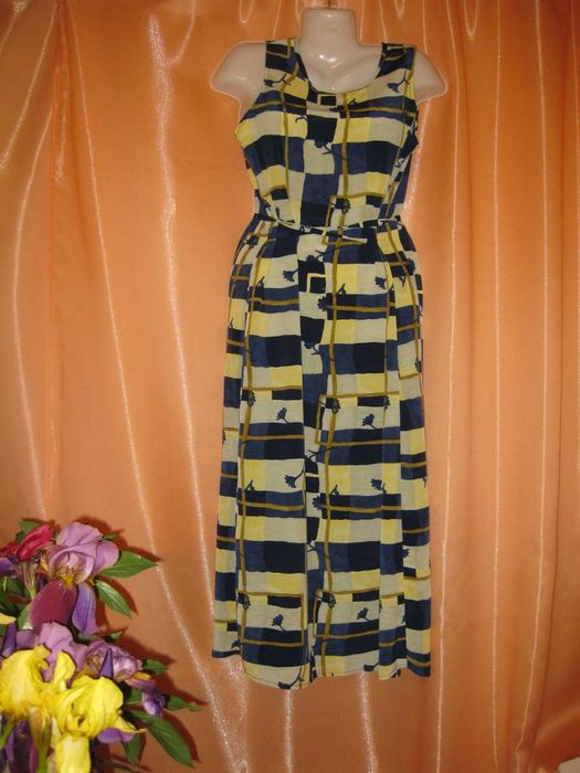 Приємний зручний приталений довгий сарафан сукня плаття 16UK/42Eurо