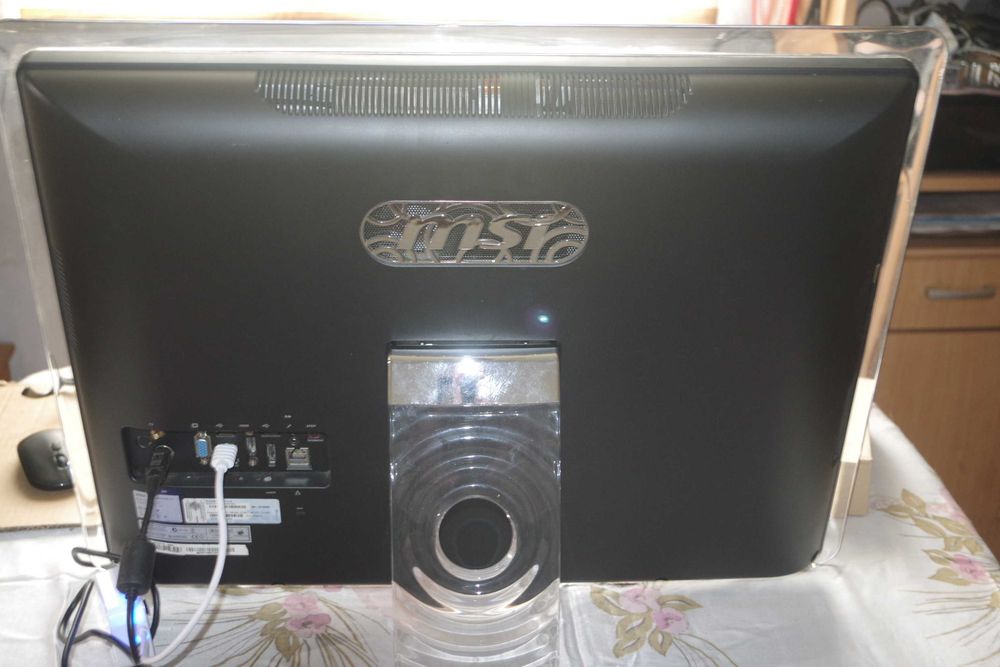 Komputer MSI all in one PC 24 dotykowy