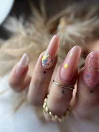 Przedłużanie paznokci,manicure hybrydowy,makijaż permanentny,opalanie