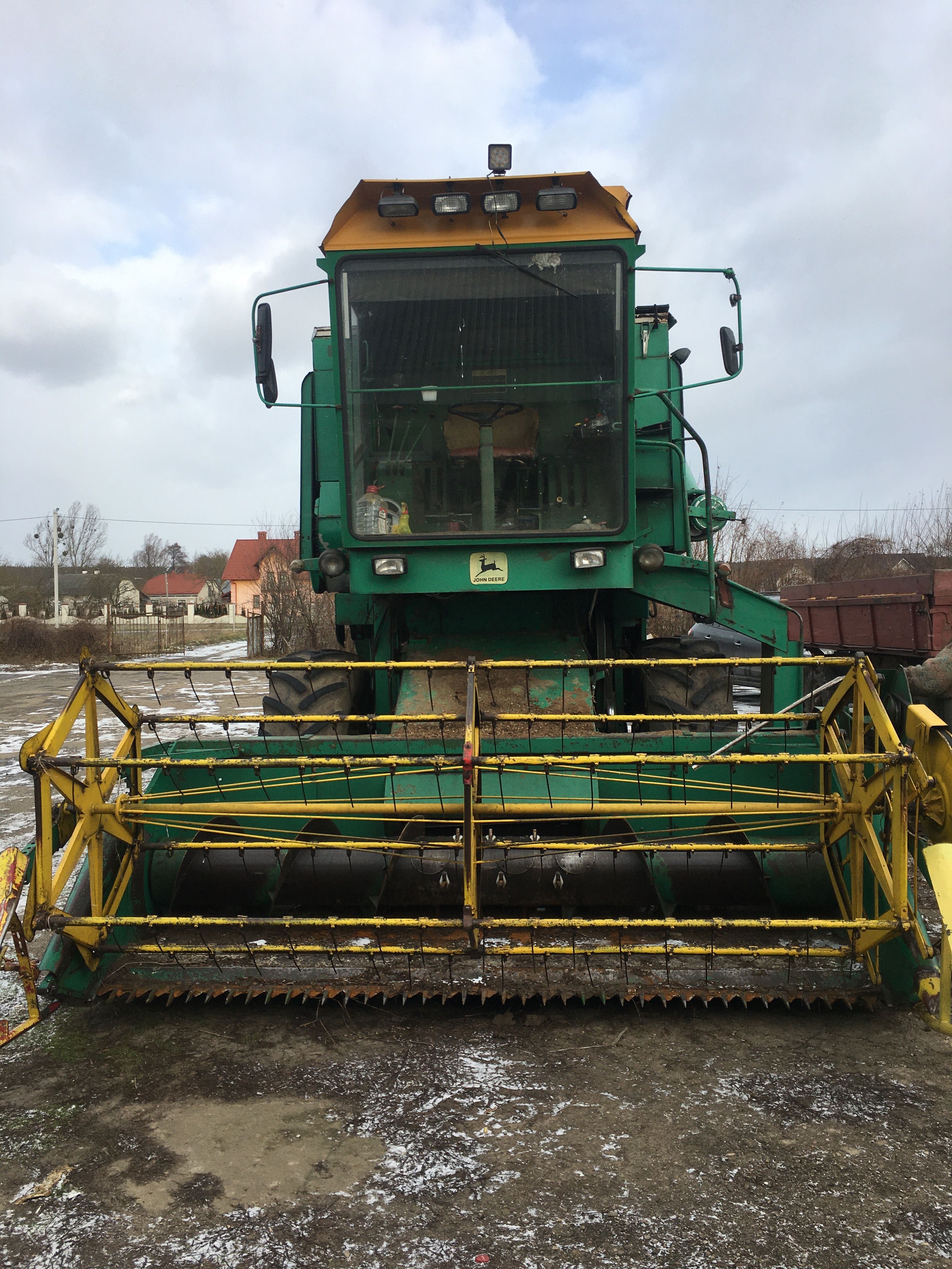 Комбайн John Deere 960