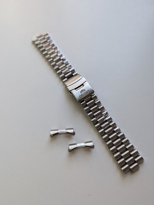 Стальний браслет Orient