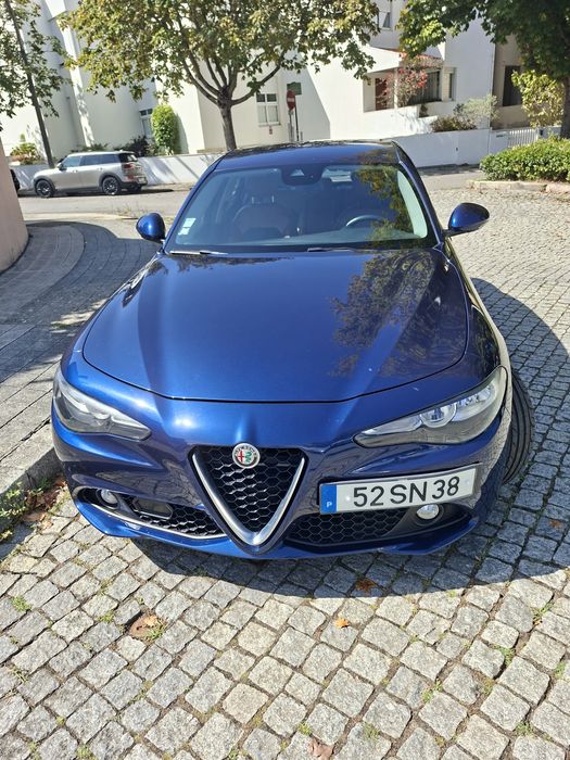 Alfa Romeo 2.2 D  Giulia super AT8
