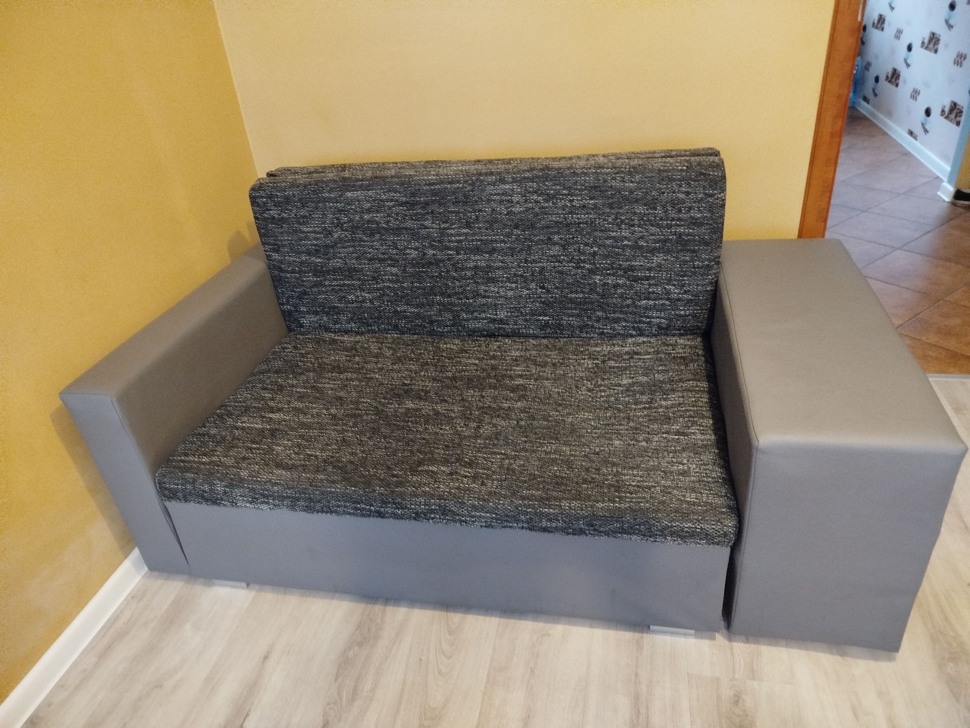 Sofa z funkcją spania