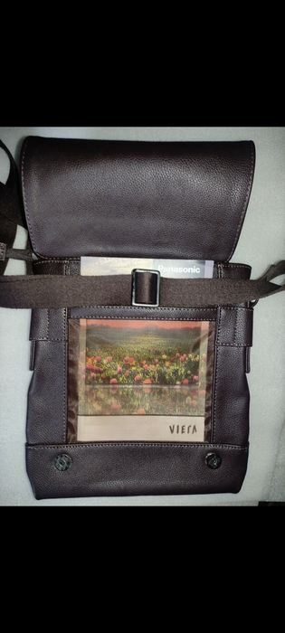 Продам фірмову (заводську) сумку-планшетку.