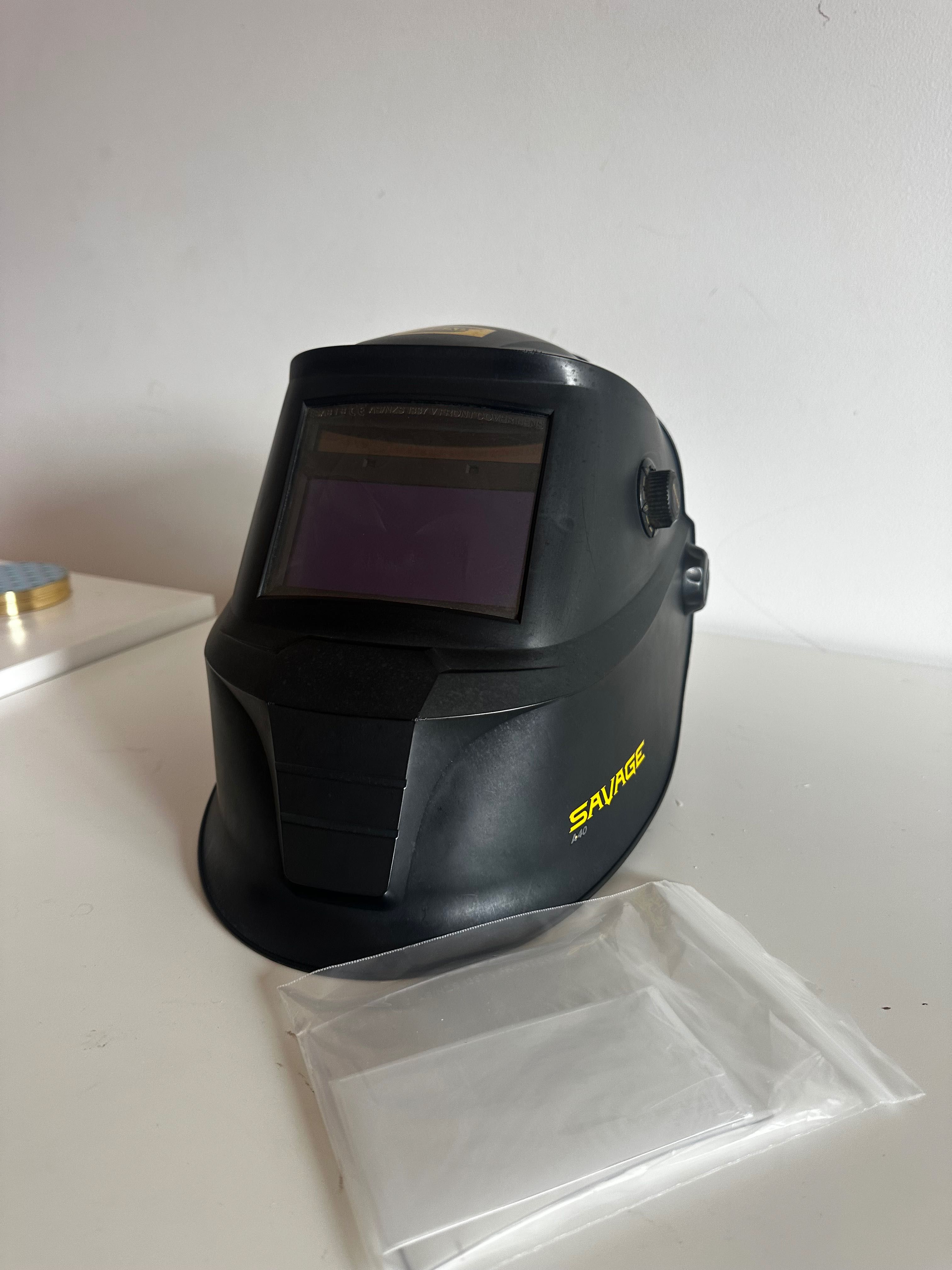 Máscara de Soldadura Eletrônica SAVAGE A40 Preta