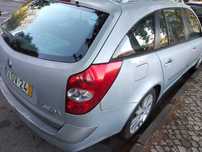 Renault laguna avariado