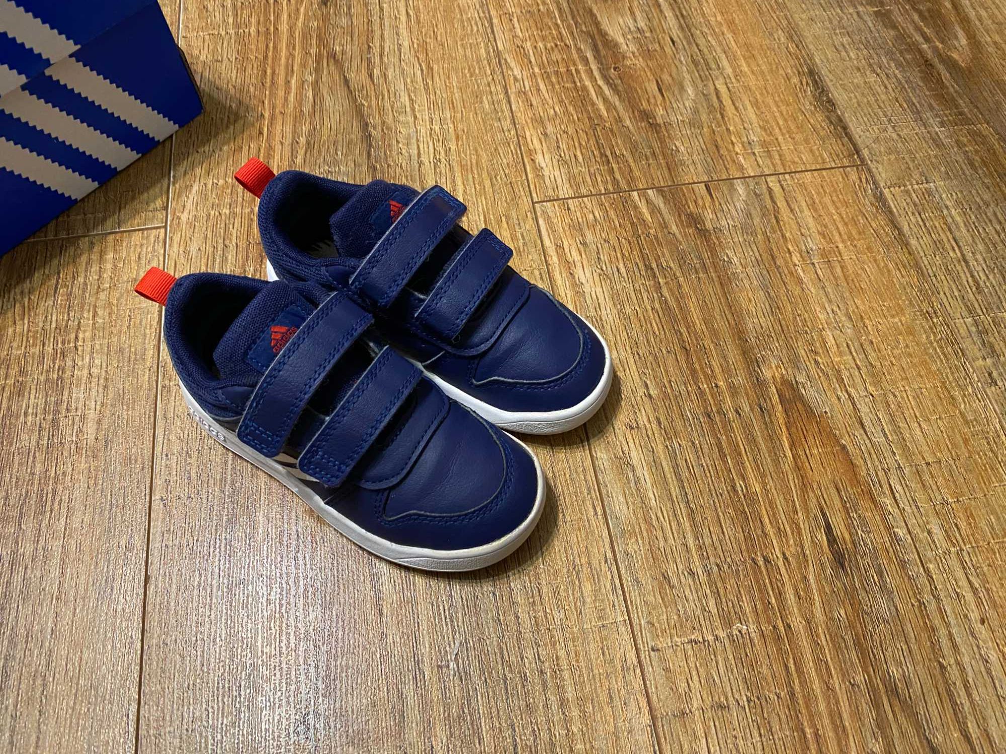 Adidas кроссовки кросівки детские Адидас оригинал р.25