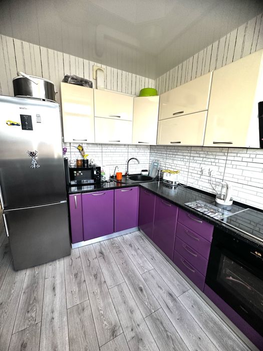 Продам 2 х кімнатну квартиру вул. Привокзальна