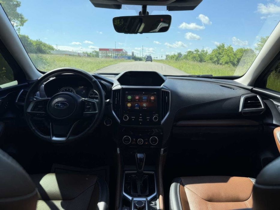 Subaru Forester Touring Crossover      2022