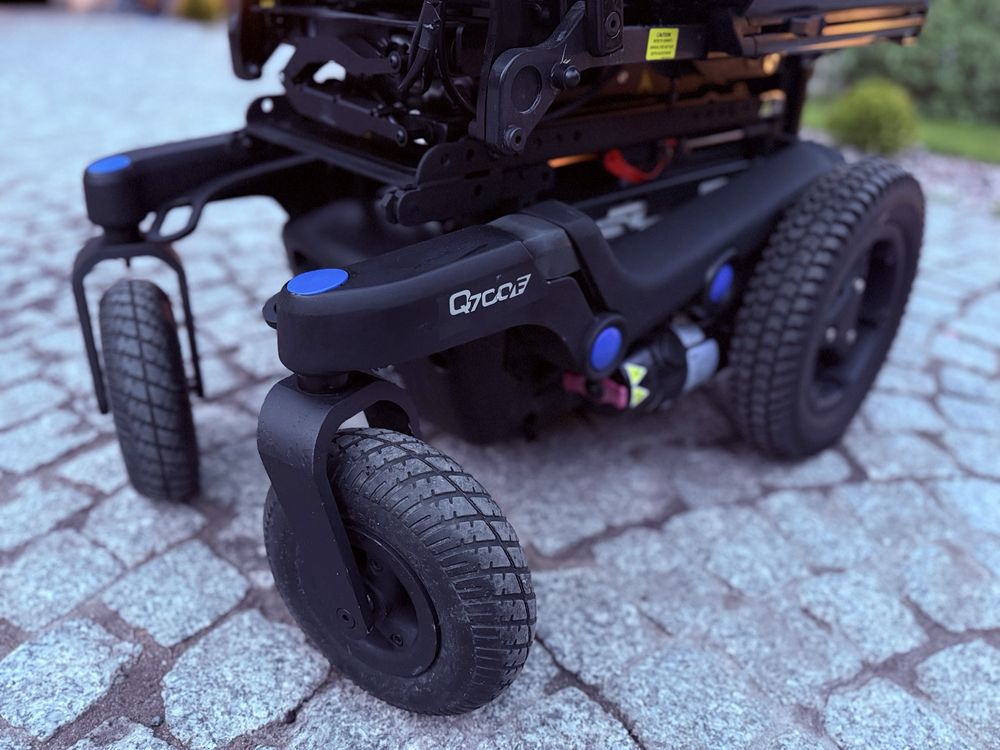 Wózek inwalidzki elektryczny Quickie Q700F Sedeo Ergo, Full opcja
