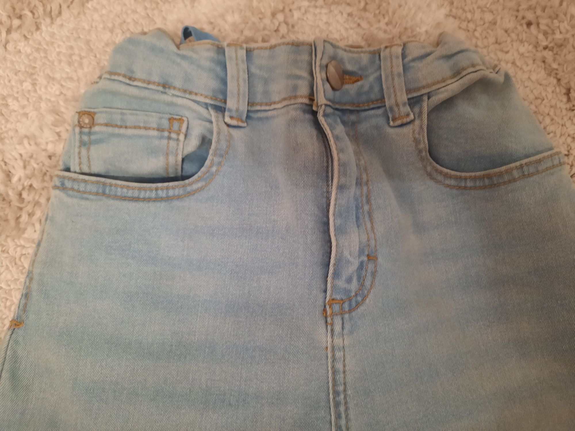 Spodnie jeansy rozmiar 158 Reserved jak nowe