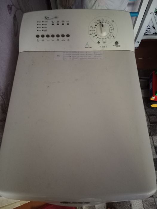 Продам пральну машину на запчастини