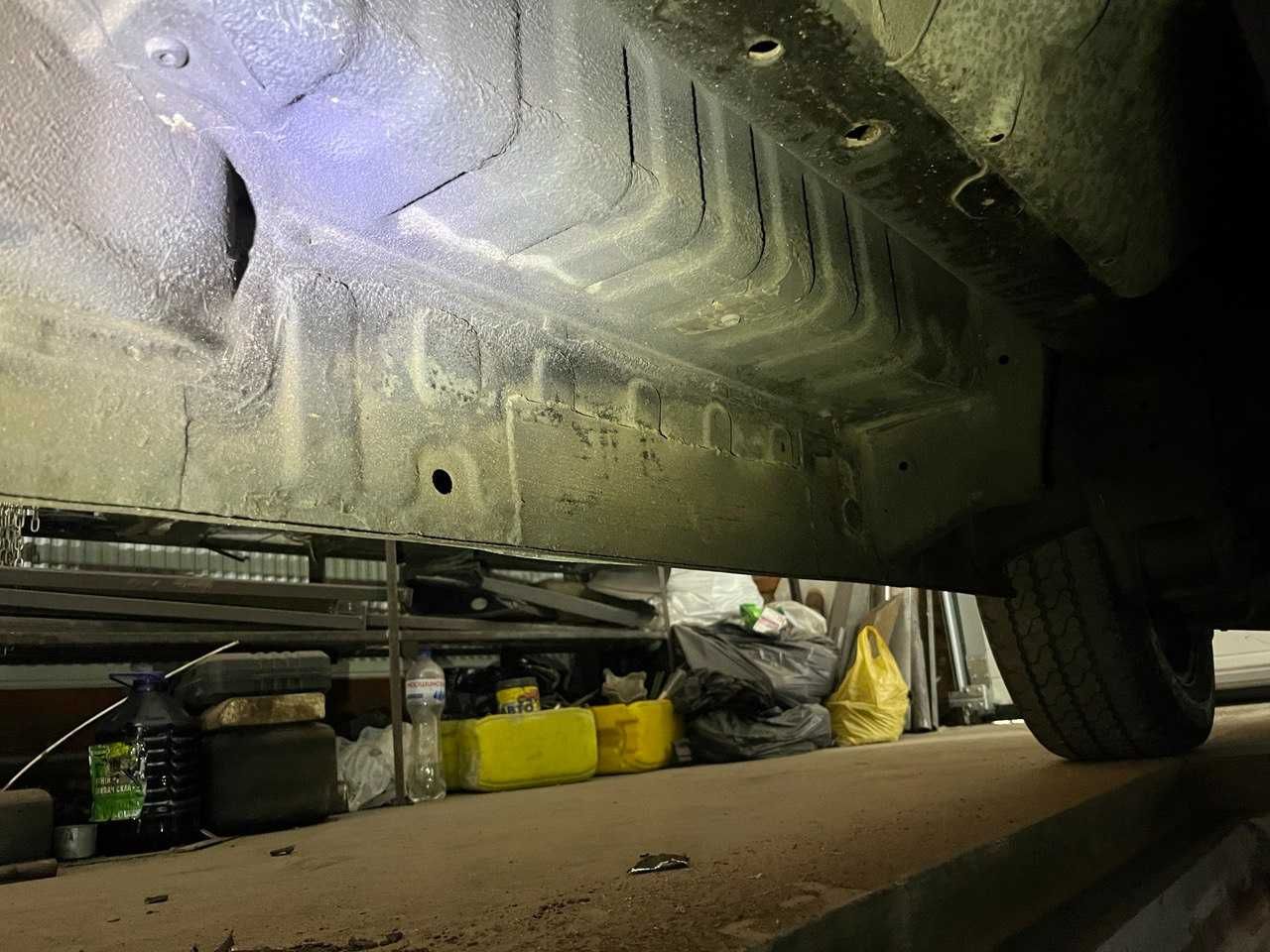 Hyundai h1 Газ-бенз, пасажир 8+1