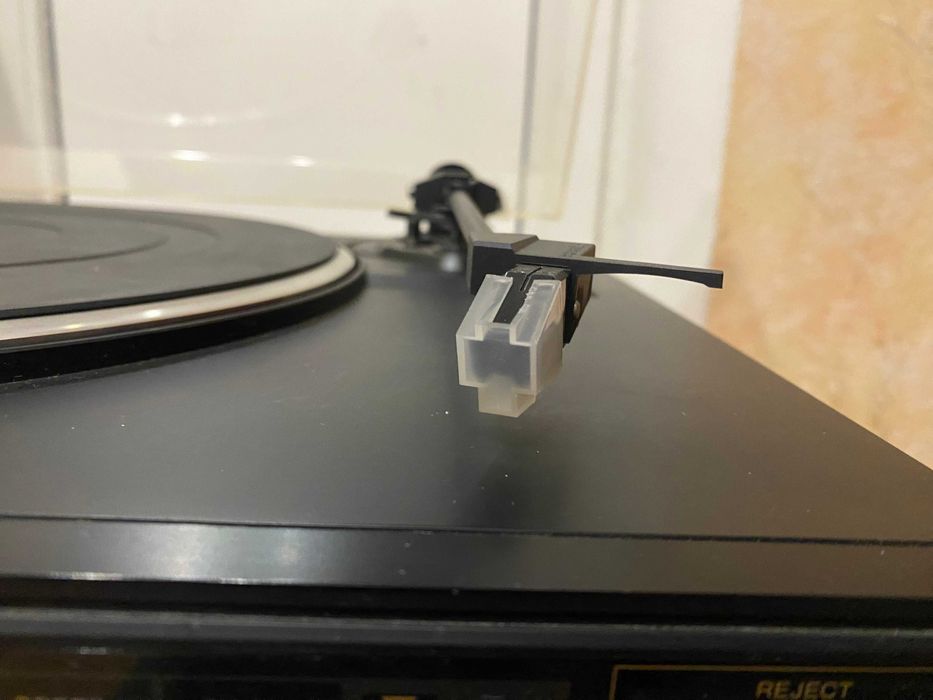 Виниловый проигрыватель Sanyo TP6100