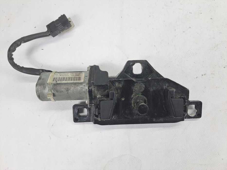 ZAMEK DOCIĄG KLAPY BAGAŻNIKA BMW 7 E65 7014872