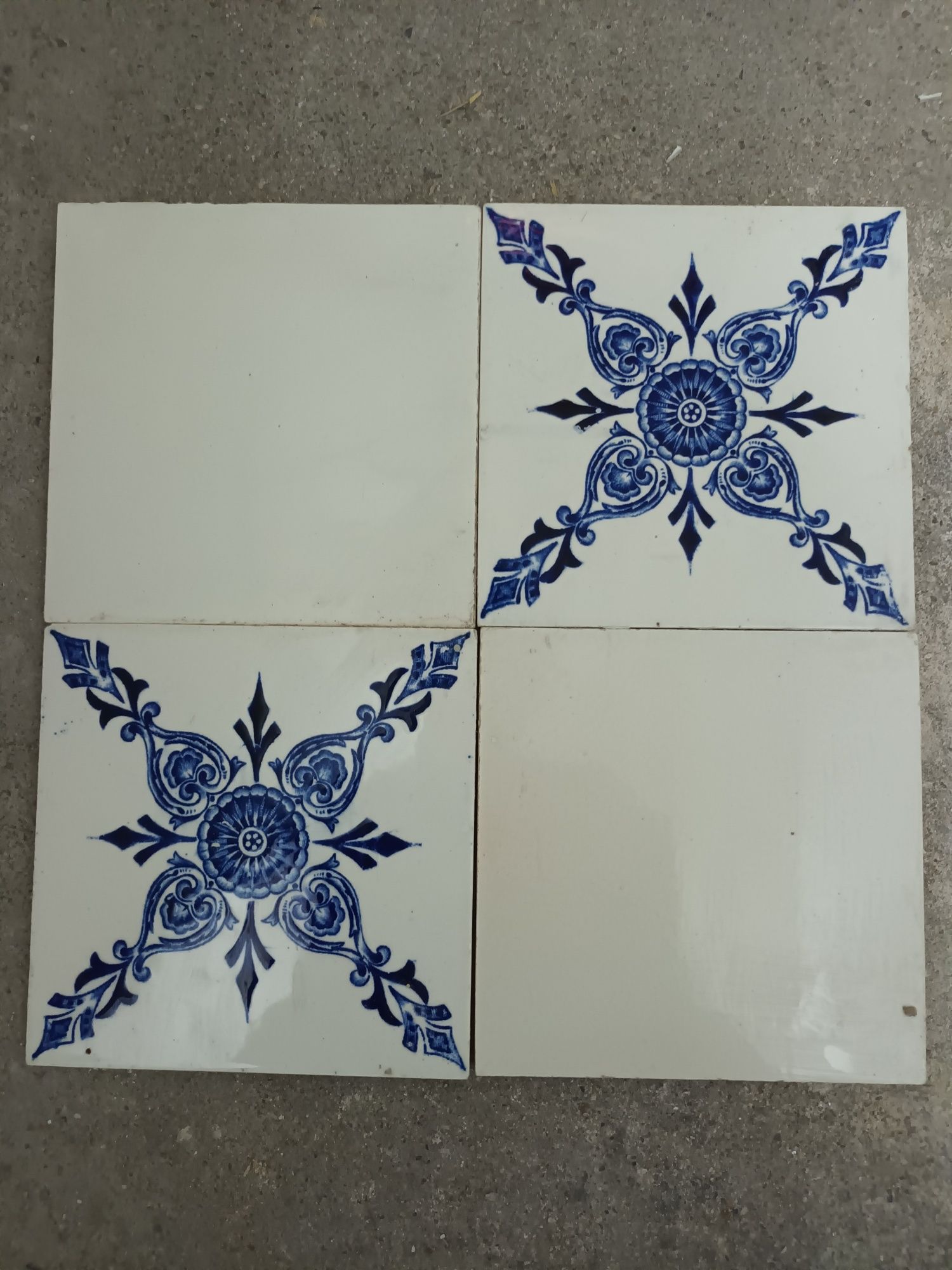 Azulejos da extinta fábrica Lusitânia