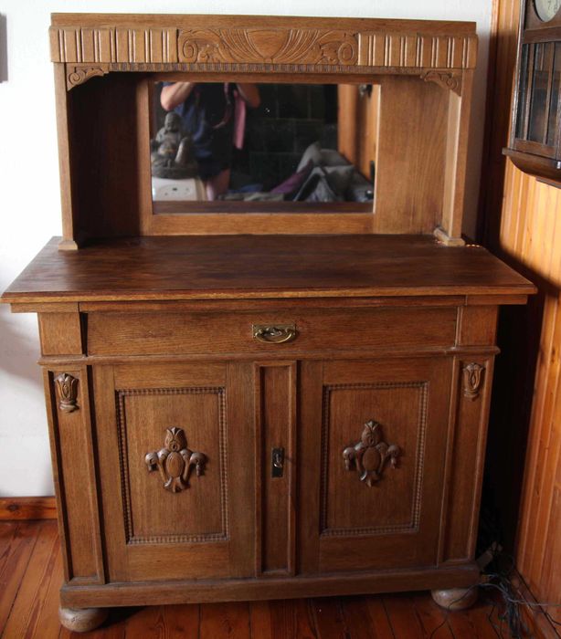 Zabytkowa komoda - pomocnik SECESJA, początek XX wieku.