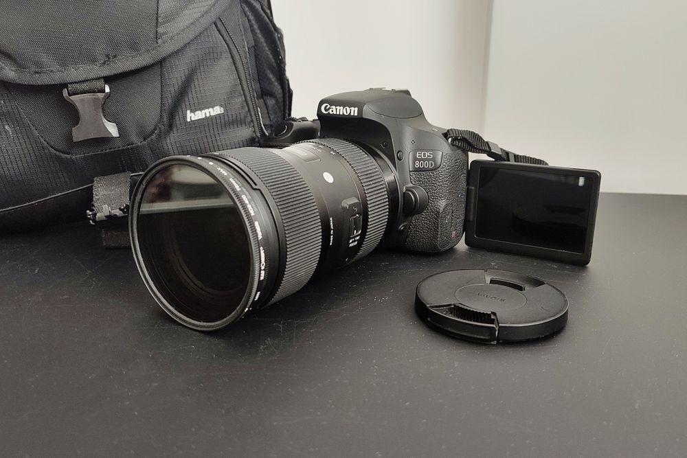 Canon EOS 800D + Sigma Art 1.8 DC