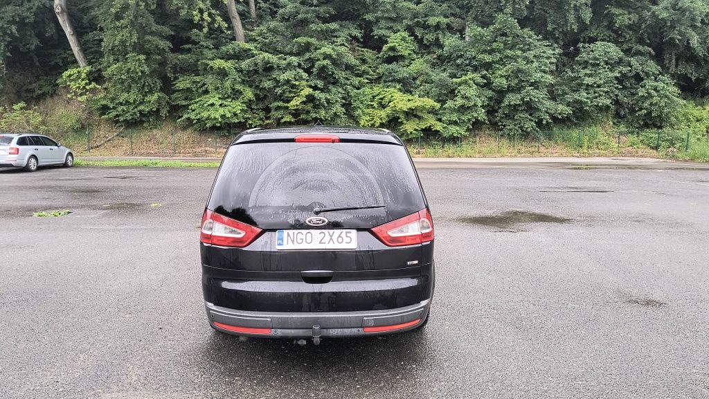 Ford Galaxy titanium