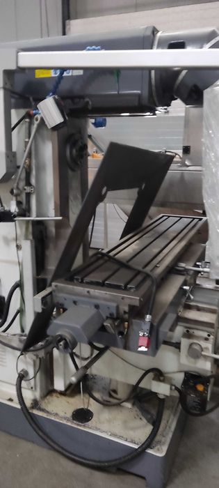 Frezarka uniwersalna do metalu Cormak