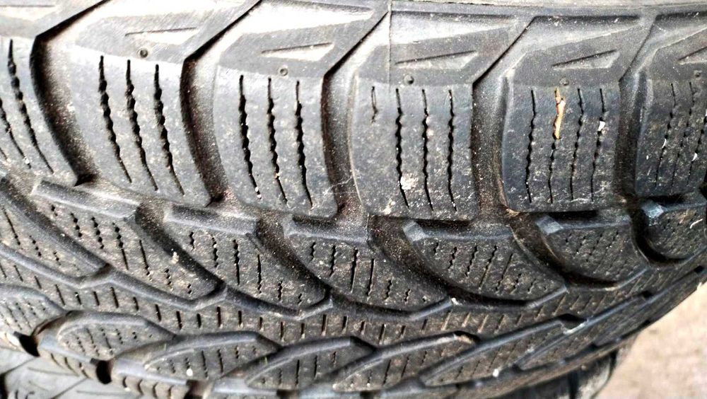 Резина зимова  195/65/ R15 ,91 Bridgestone Blizzak з дисками Т4x108