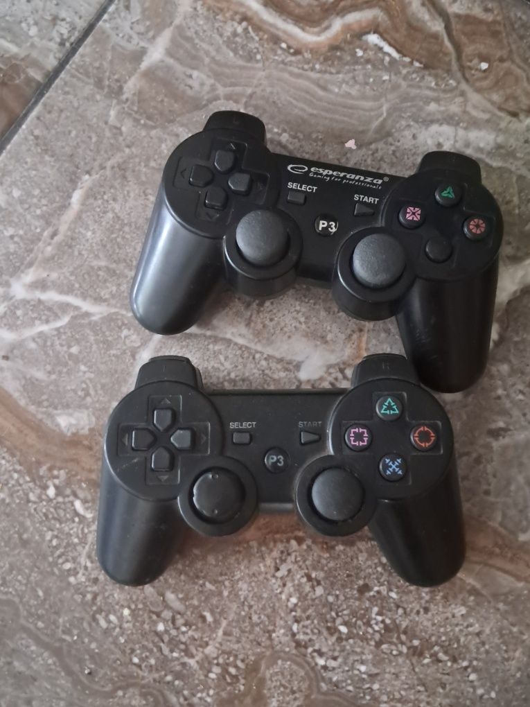 PlayStation 3 super slim 500gb i Xbox 360