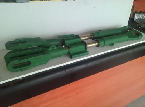 Wieszak ramie podnośnika John Deere 6200,6400,6900 ,6420,6520 AL20084