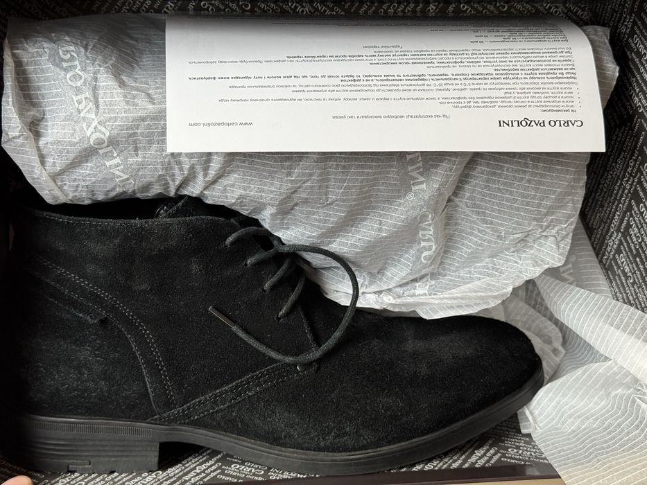 Кросівки reebok. Туфлі. Черевики carlo pazolini. Respect