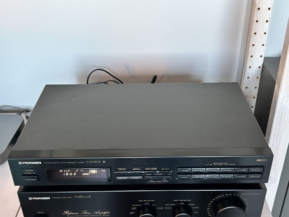 Pioneer F-301 RDS – tuner radiowy stereo