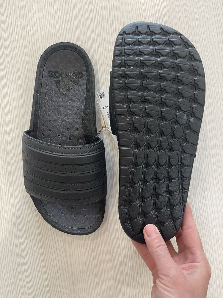 Тапки Adidas adilette boost US 7 (25,5 cm)