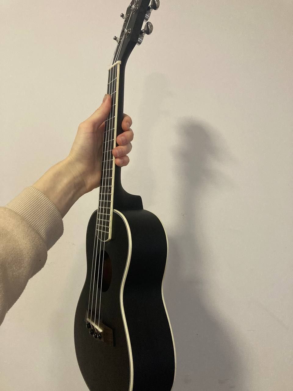 Sprzedaż nowego Ukulele