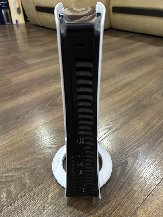 PlayStation 5 Slim (1TB) Digital Edition