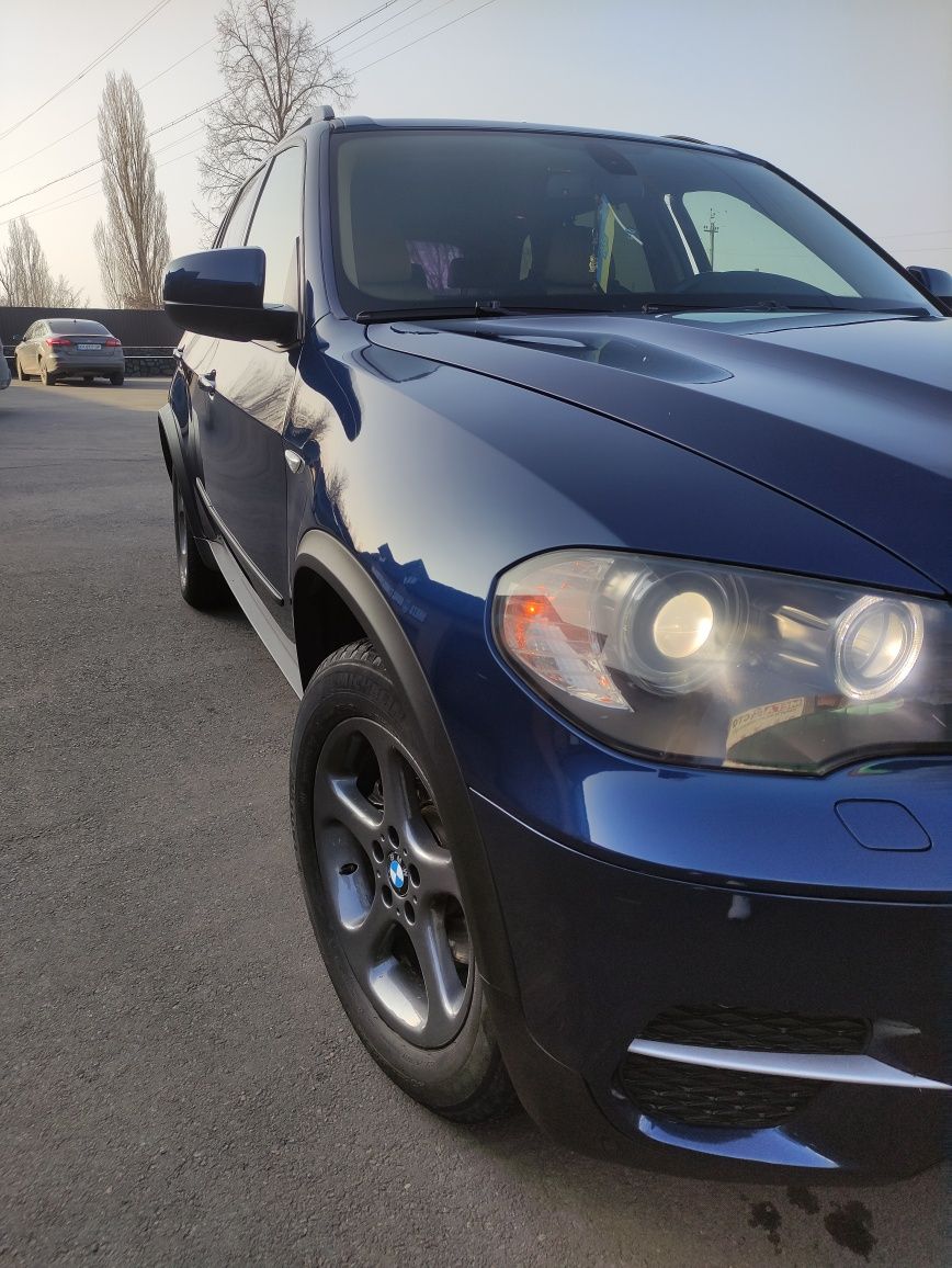 Продам BMW X5 E70