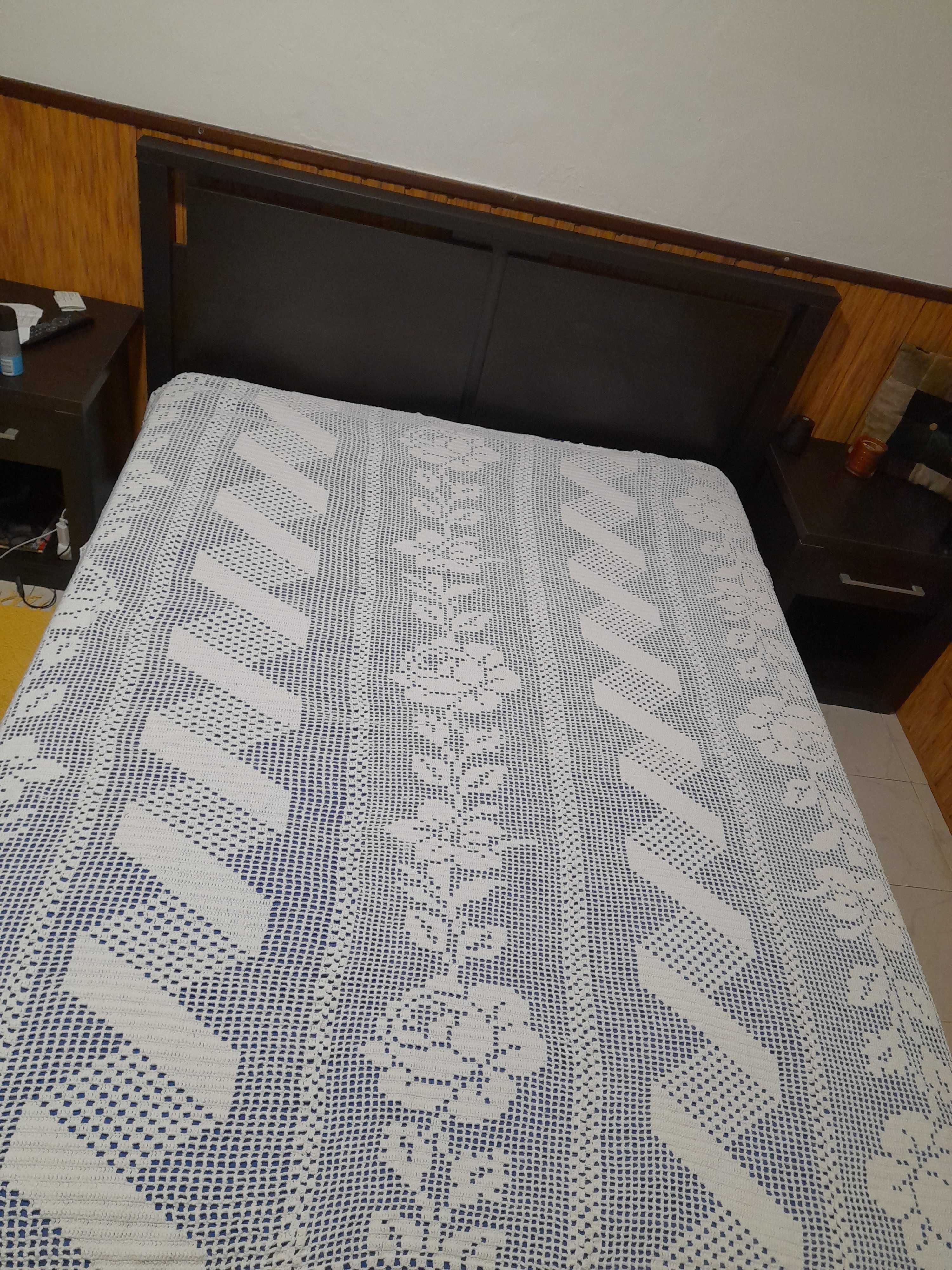 Colcha de renda para cama de casal