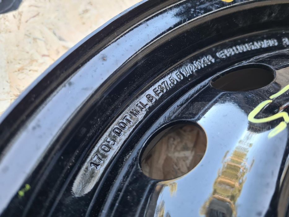 Jante frente esquerda FORD Ka+