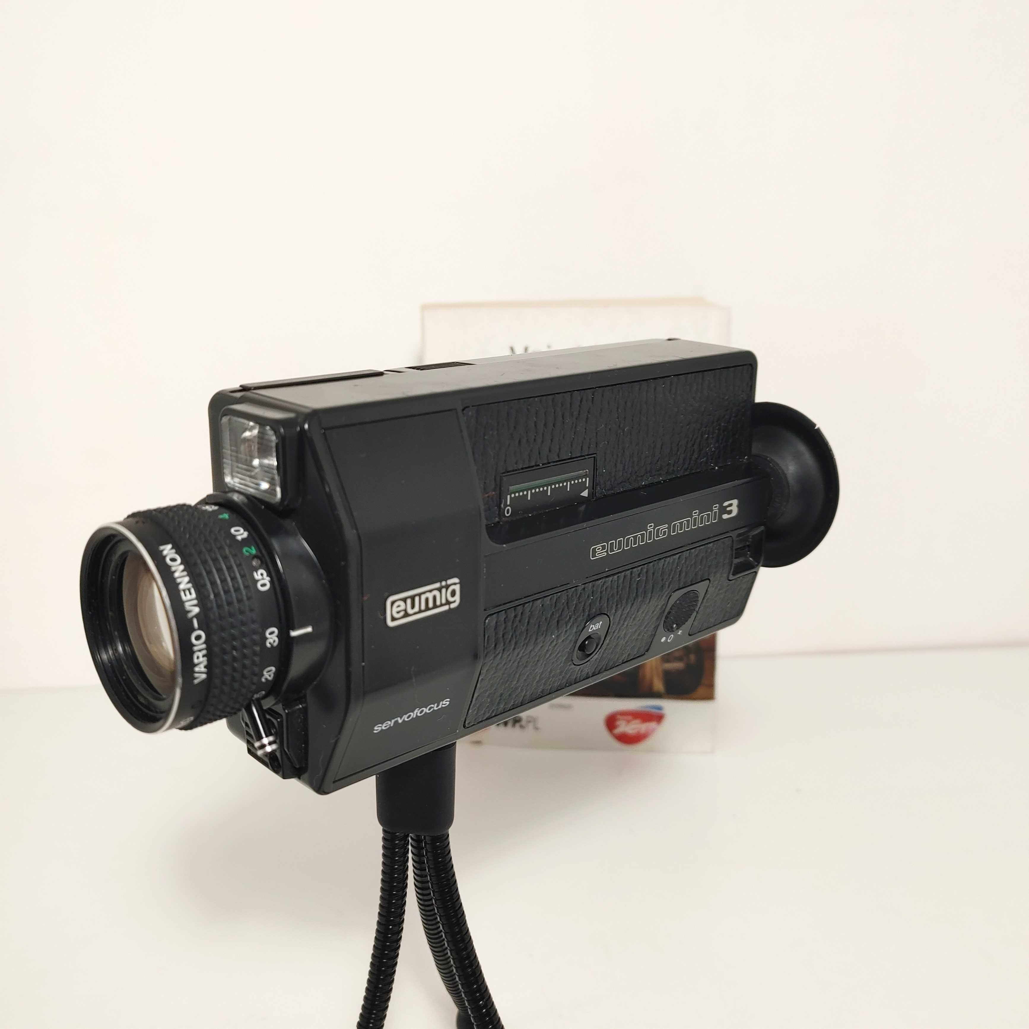 Kamera filmowa Super 8 mm EUMIG mini 3 z lat 70 tych XX wieku