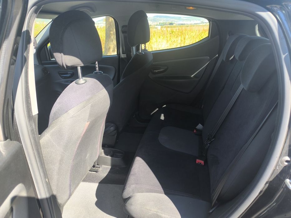 Lancia Ypsilon 1,3 Diesel Ano2011 5 Porta poucos KMS