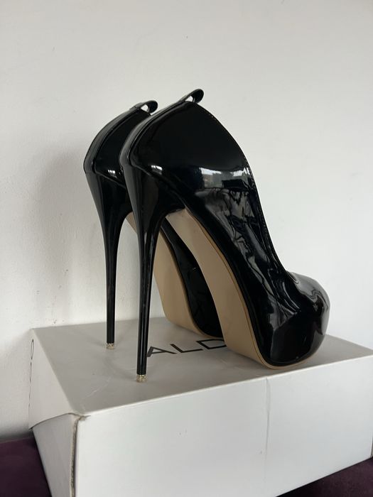 Bardzo wysokie Szpilki 45 wkładka 28 cm czarne