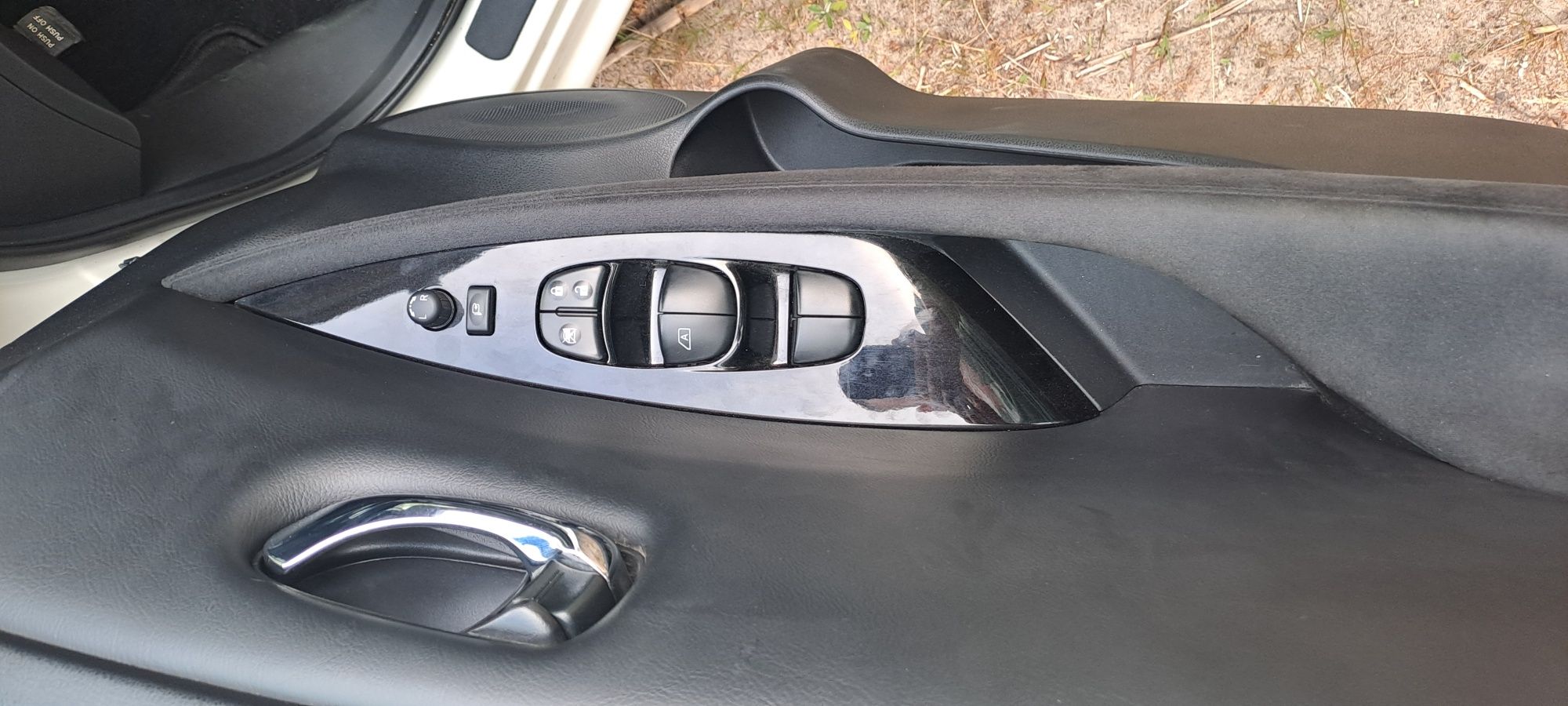 Продається нісан ліф/Nissan Leaf