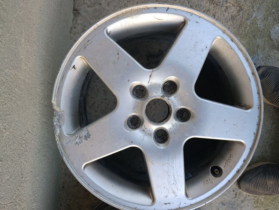 Продам диски r16