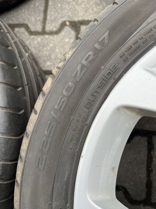 47L Koła letnie BMW X1 ALU*si11*7,5Jx17*225/50/17*5x120*Nokian 2022