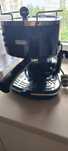 DeLonghi ECO 310 express kolbowy do kawy.