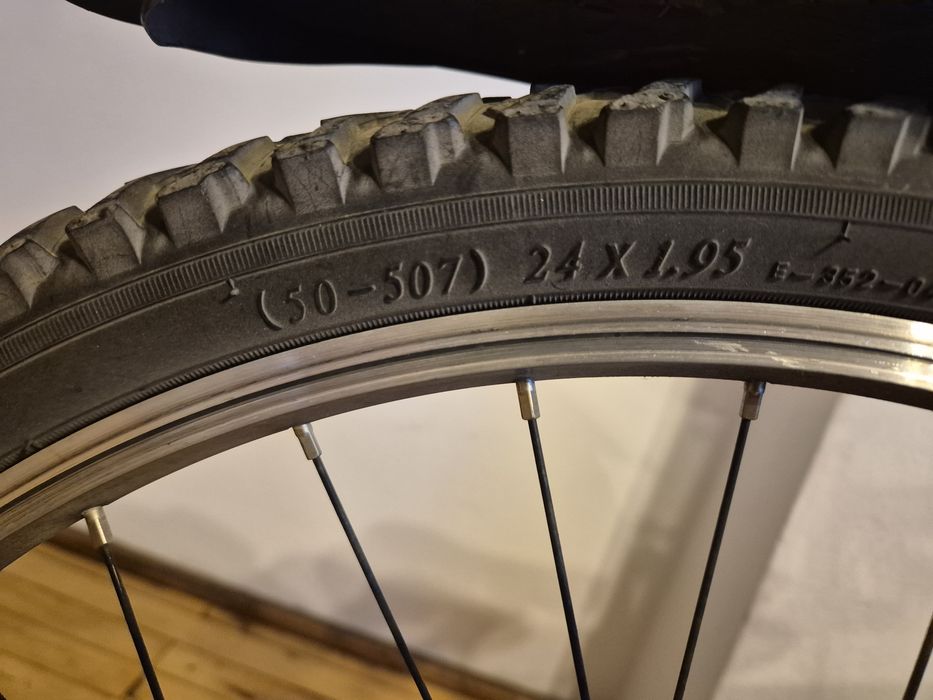 Rower dziecięcy MTB Scott Spark Junior 24 full suspension