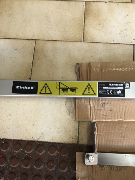 Braço oscilante para guincho