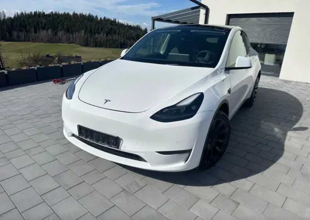 Tesla Y Model Long Range Dual Motor AWD