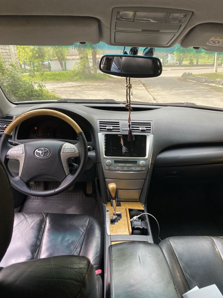 Продам Toyota Camry 40 Lux