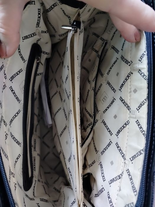 Torebka granatowa Monnari