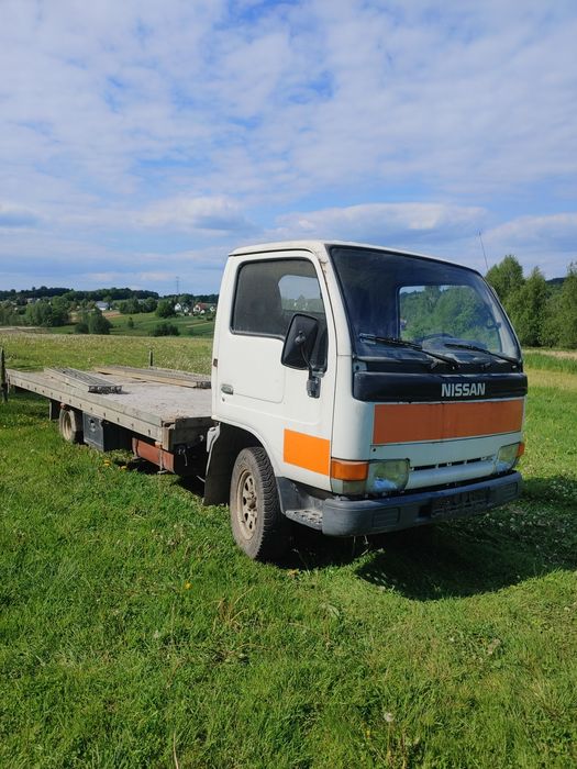 Nissan cabstar 2.5d ładowność 1720kg!!