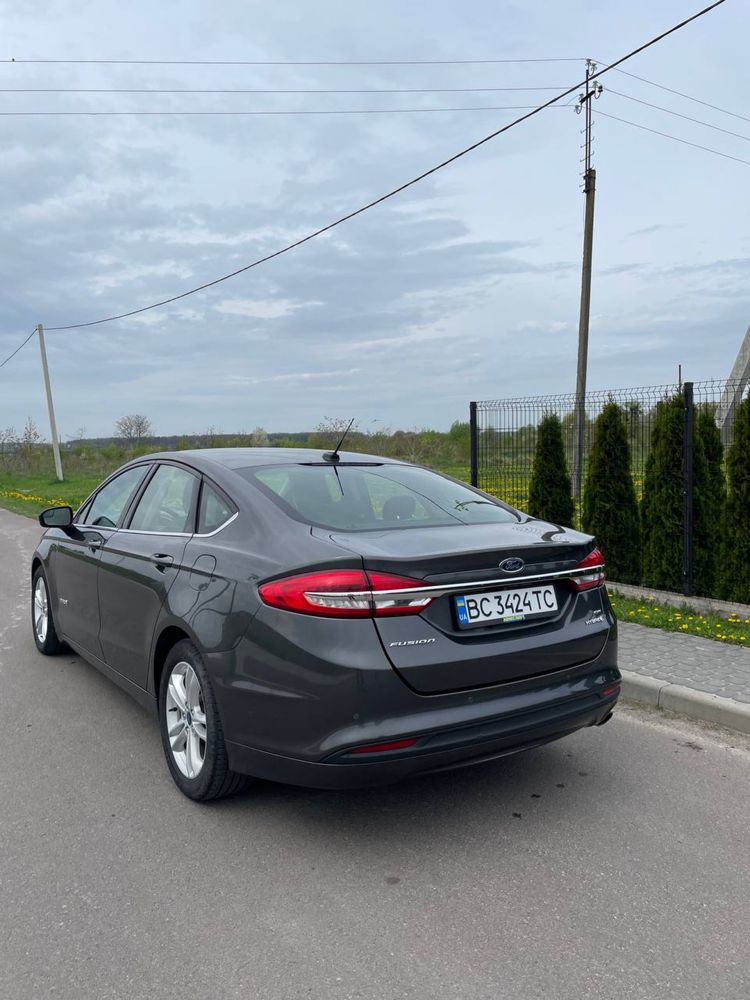 Ford Fusion 2.0 Hybrid