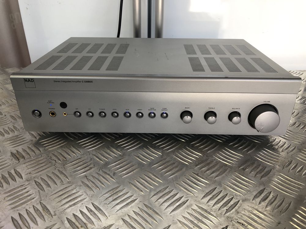Wzmacniacz NAD C 326 BEE